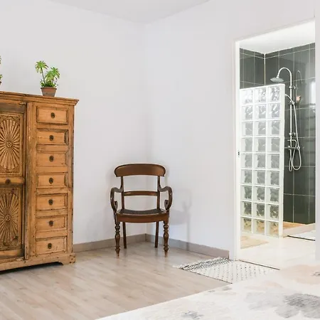 Mirlo Holiday home